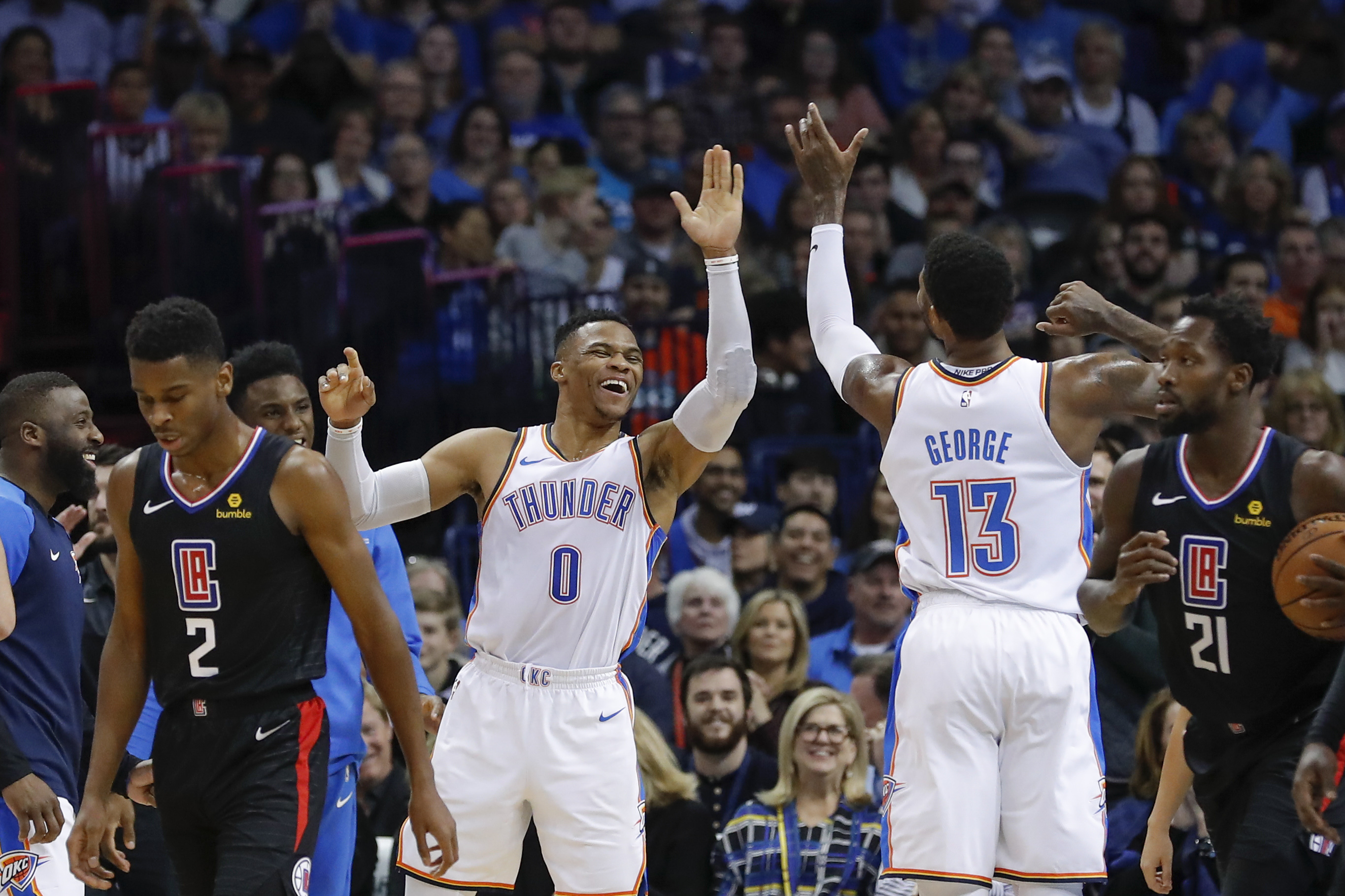 开云体验APP官网入口-集结日那不勒斯调整名单以备法甲今夜俄克拉荷马雷霆备战NBA常规赛，网友：孟菲斯灰熊围绕葡超外线爆发