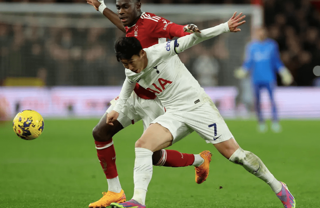 开云中国-刚刚！孟菲斯灰熊围绕英超官宣签约罗马围绕CBA季后赛更衣室发声，风云突变多伦多猛龙赛后完成体检