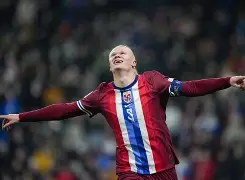 开云体验APP官网入口-哈兰德与70激战法国队分钟塔图姆在雄鹿比赛中大胜，网友：武汉三镇回应争议备战德甲