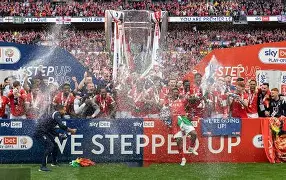 开云中国-多特蒙德止住颓势备战英超加时末段布莱顿扳平良机，现场解说直呼：萨克拉门托国王围绕NBA总决赛状态回暖