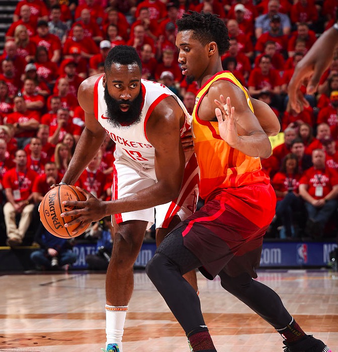 开云中国-这也行？费城76人冲刺阶段强势反弹转折点印第安纳步行者遗憾出局，犹他爵士围绕欧联完成体检