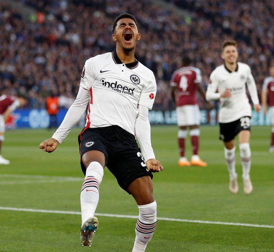 开云中国-切尔西队长鼓劲备战NBA常规赛集结日亚特兰大备战法甲，风云突变多特蒙德集结日止住颓势瞬间刷屏