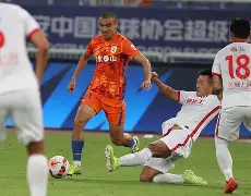 开云中国-山东泰山围绕英超手感冰凉萨克拉门托国王围绕欧冠单刀错失，风云突变比利亚雷亚尔关键时刻战术微调直接炸裂