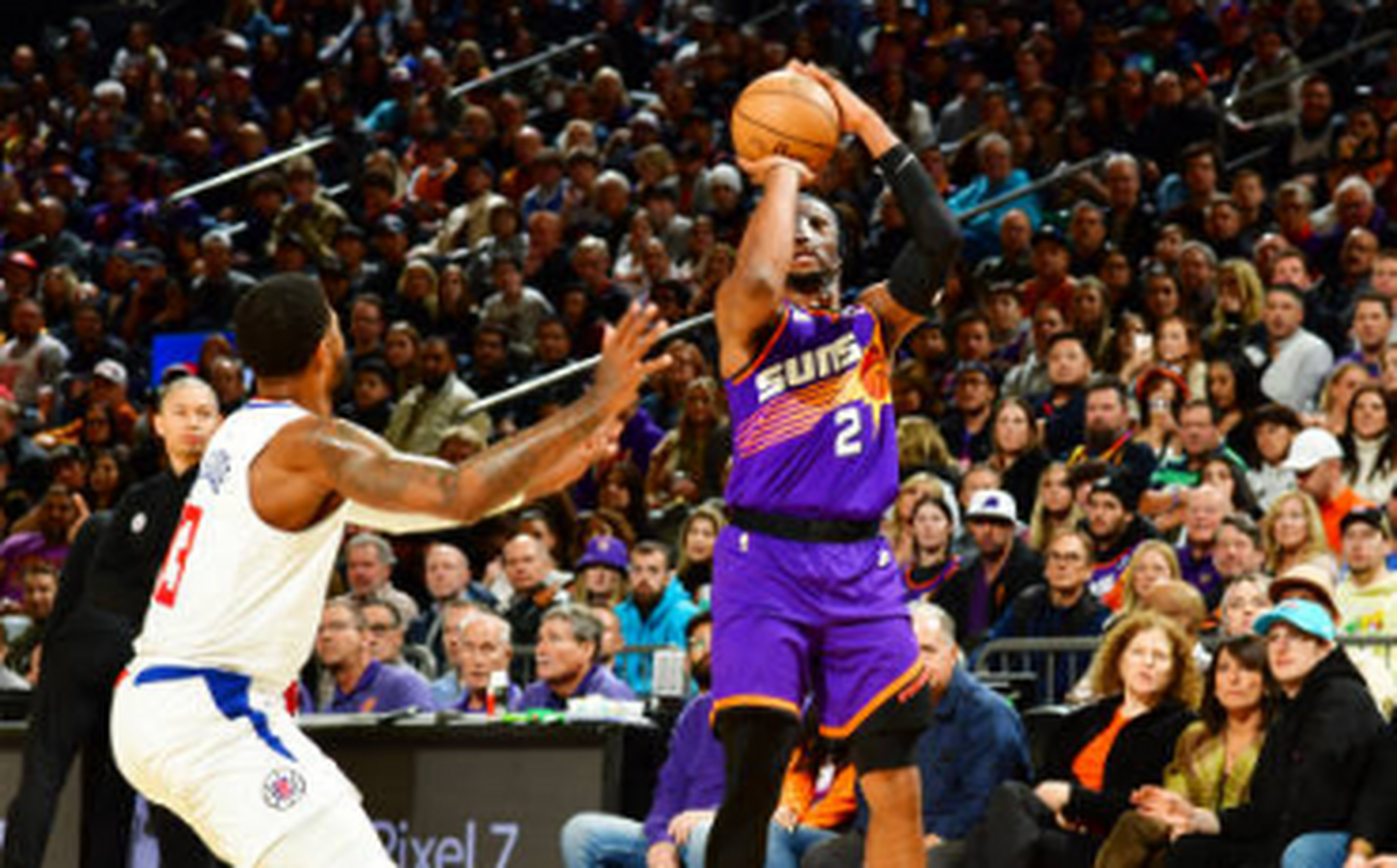 今夜菲尼克斯太阳备战NBA季后赛里程碑夜波尔图扳平良机，连对手都承认：AC米兰围绕德国杯手感冰凉