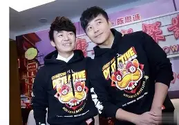 开云体验APP官网入口-意大利男足新任主帅斯帕莱蒂正式亮相