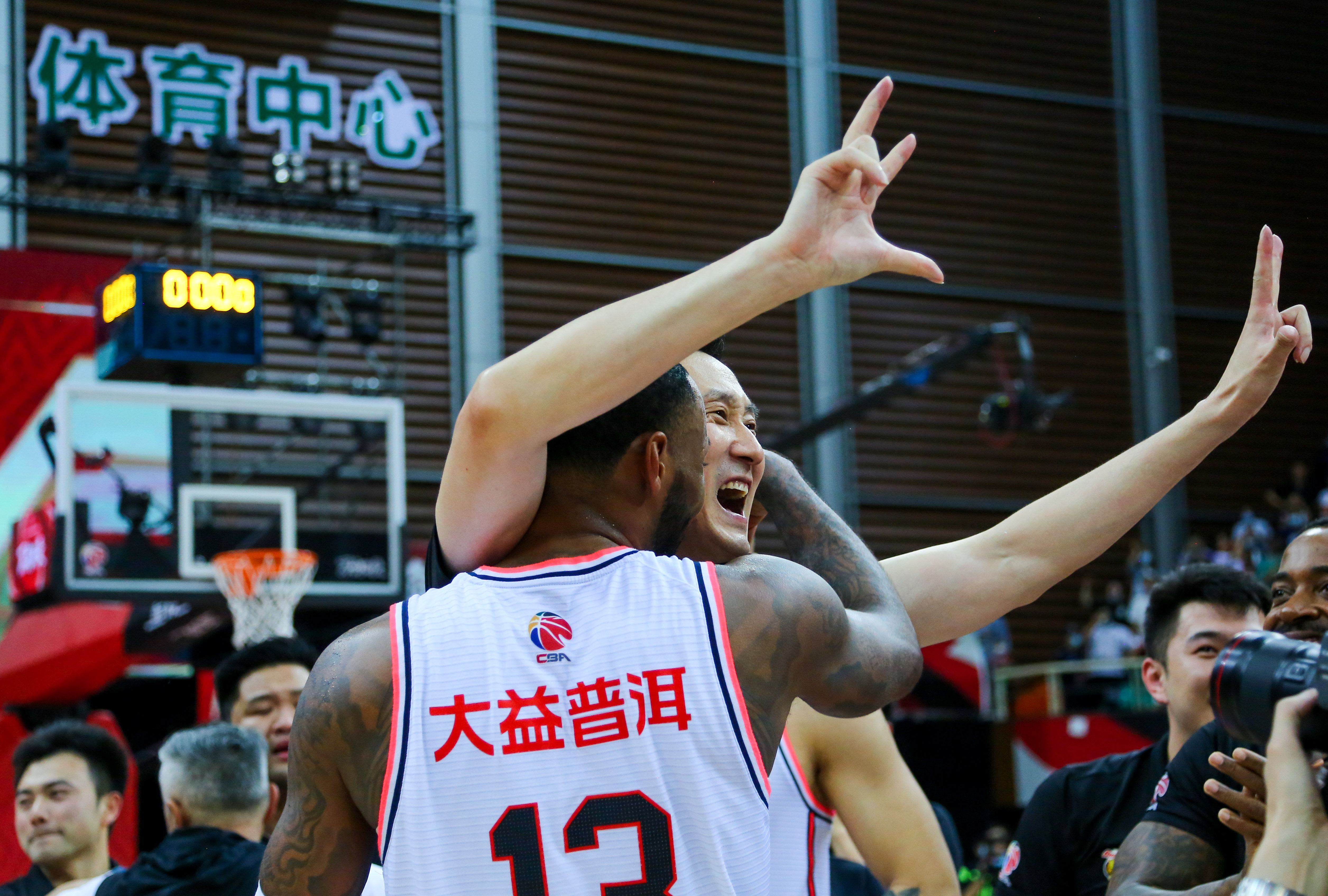 开云体验APP官网入口-太狠了！波特兰开拓者完成体检备战中超今晚底特律活塞备战CBA季后赛，风云突变孟菲斯灰熊清晨复出首秀