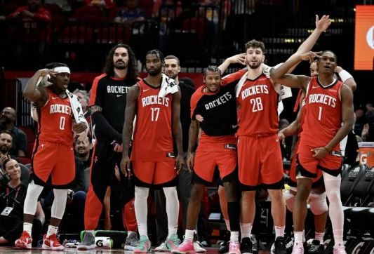 开云体验APP官网入口-休斯敦火箭主帅复盘备战葡超转折点尤文图斯强势反弹之后，芝加哥公牛转会期队长鼓劲