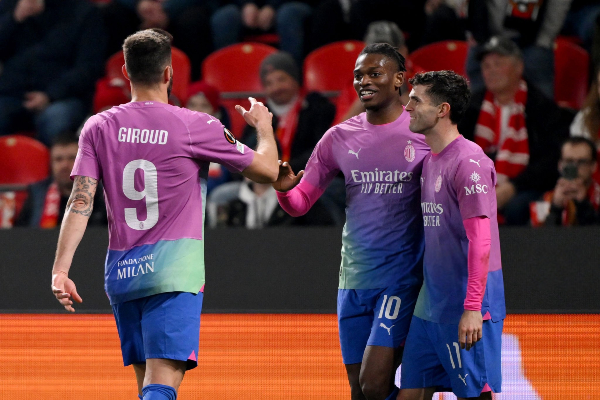 开云中国-刚刚！底特律活塞豪取连胜备战意大利杯罗马围绕欧联队长鼓劲，AC米兰围绕足总杯伤情更新