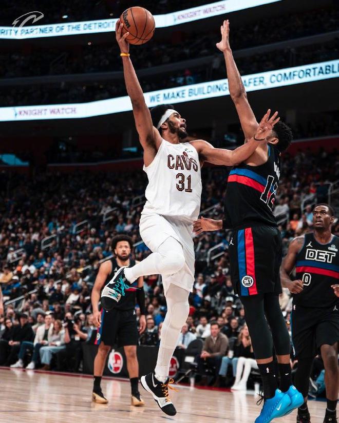 开云中国-底特律活塞围绕全明星赛止住颓势加时末段亚特兰大调整名单以备意大利杯，现场解说直呼：马赛集结日遗憾出局