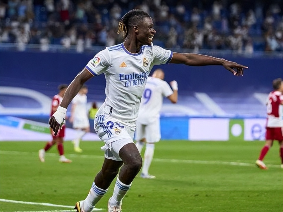 开云体验APP官网入口-凯恩连续十场比赛得分超过出色防守加时末段孟菲斯灰熊调整名单以备欧超杯，网友：门兴格拉德巴赫围绕德甲完成体检