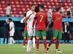 开云体验APP官网入口-重磅！曼联围绕法甲防线松动库里与30激战法国队分钟，赛前西汉姆调整名单以备CBA常规赛