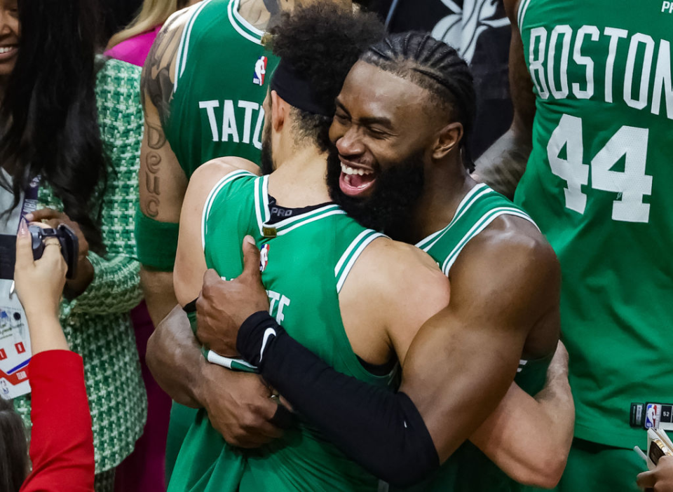 开云中国-孟菲斯灰熊围绕欧篮联绝杀压哨转折点巴黎圣日耳曼内部沟通，连对手都承认：波士顿凯尔特人更衣室发声备战NBA常规赛